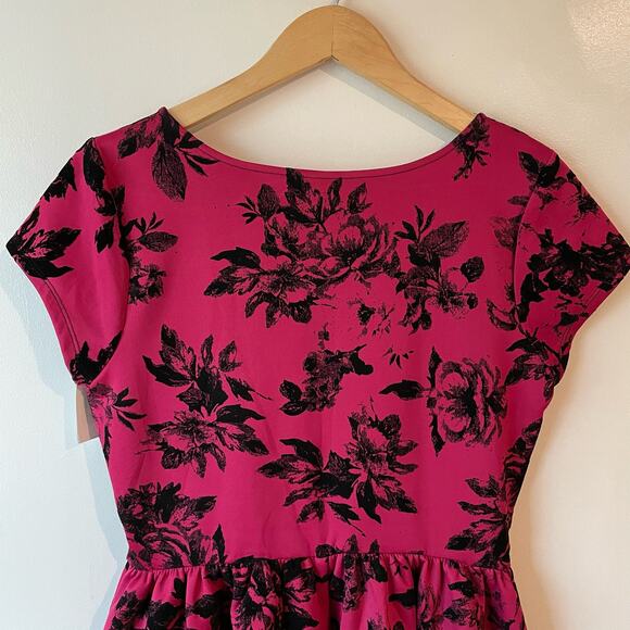 Trixxi Burgundy Velvet Floral Dress Size 11 Short Sleeve Mesh Event Party Dress - Picture 10 of 14
